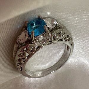 Ring Size 7 Light Blue & Clear Stones Silver Plated